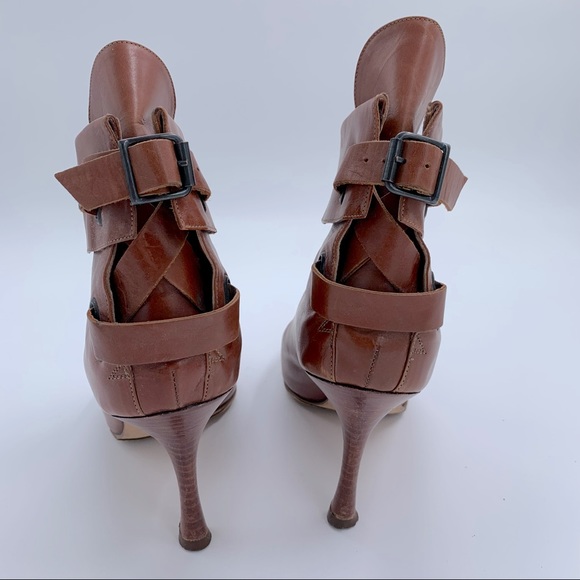 Manolo Blahnik Cognac Boots - Picture 3 of 8